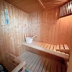 Nyaraló Walfisch *